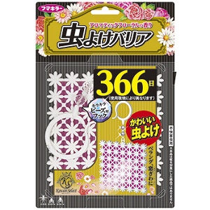 フマキラー Kawaii Select 虫よけバリア 366日 1個 